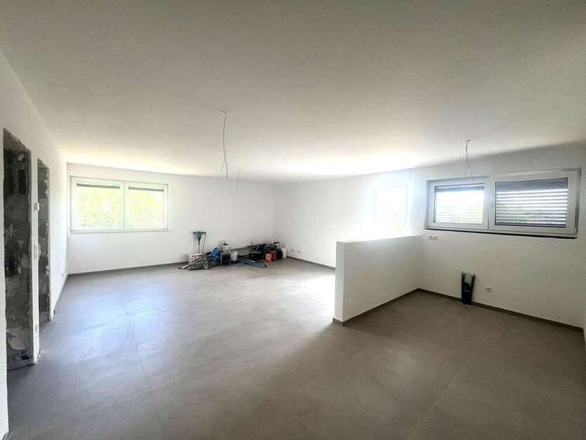 Wohnung zum Mieten in Königsfeld 940 € 119 m²