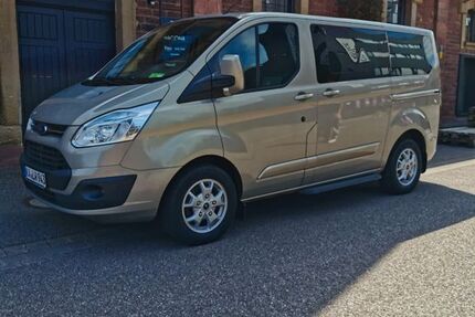 Ford Tourneo Custom 250.000 km 13.499 € Karlsruhe 76137