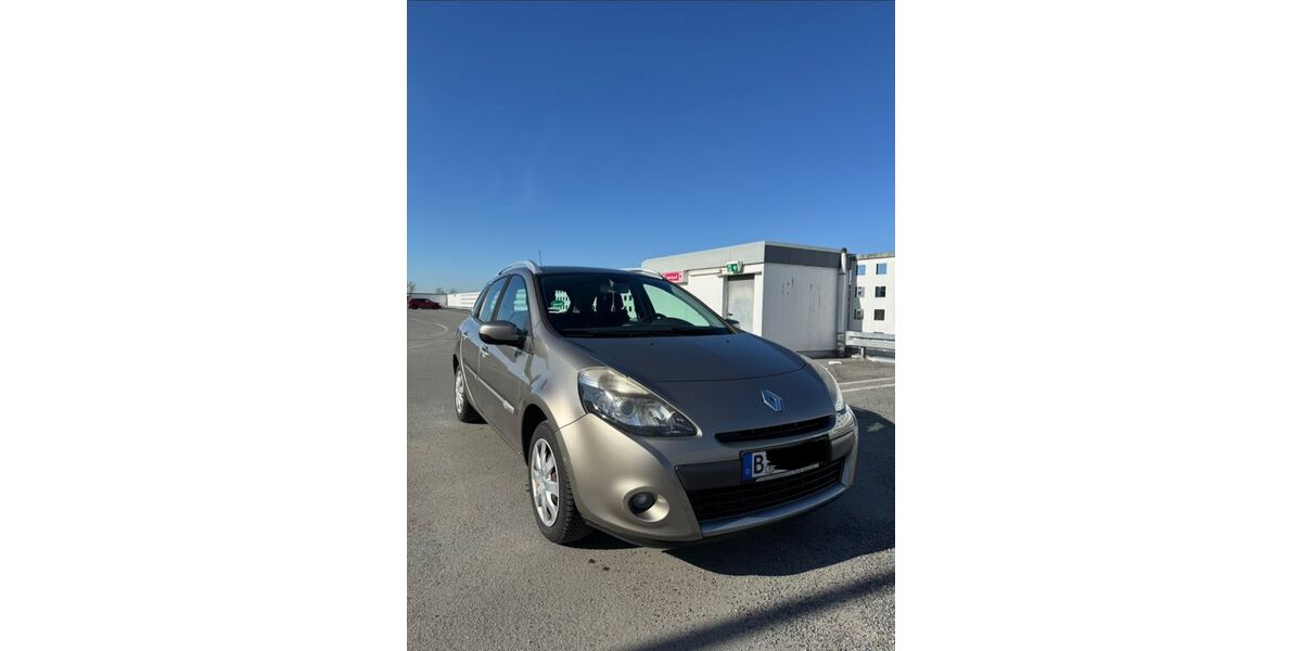 Renault Clio 100.600 km 2.999 &euro; Berlin 13439