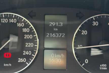 Mercedes-Benz C 180 216.372 km 3.000 &euro; Barbing 93092