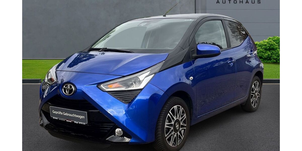 Toyota Aygo (X) 26.068 km 11.980 &euro; Wingst 21789