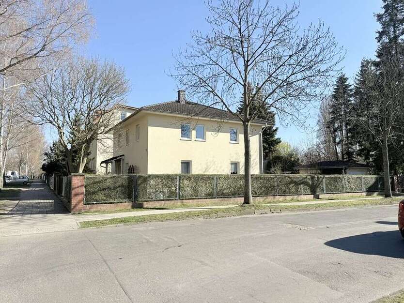 Haus zum Kaufen in Berlin 1.090.000 € 168.88 m²