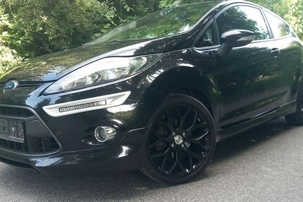 Ford Fiesta 165.000 km 2.950 &euro; Kasseedorf 23717