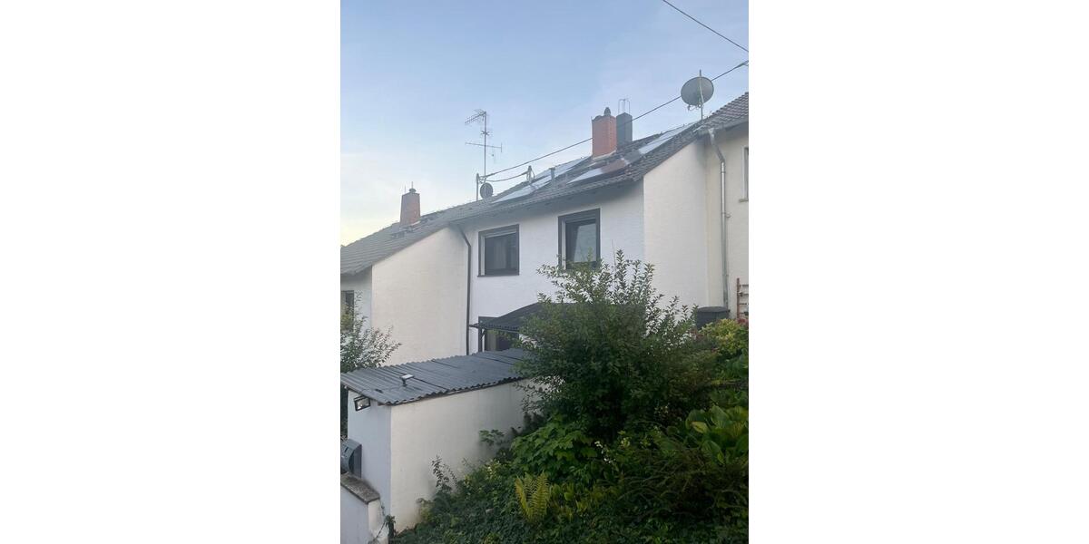 Reihenhaus Wiesbaden Biebrich - 8 Zimmer, 230 m&sup2;, 759.000&euro; | Angebot:24769748