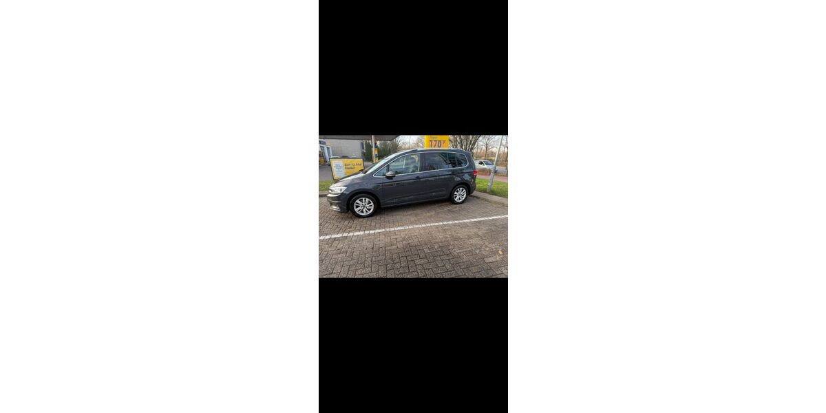 VW Touran 149.989 km 19.300 &euro; Hamburg 22339