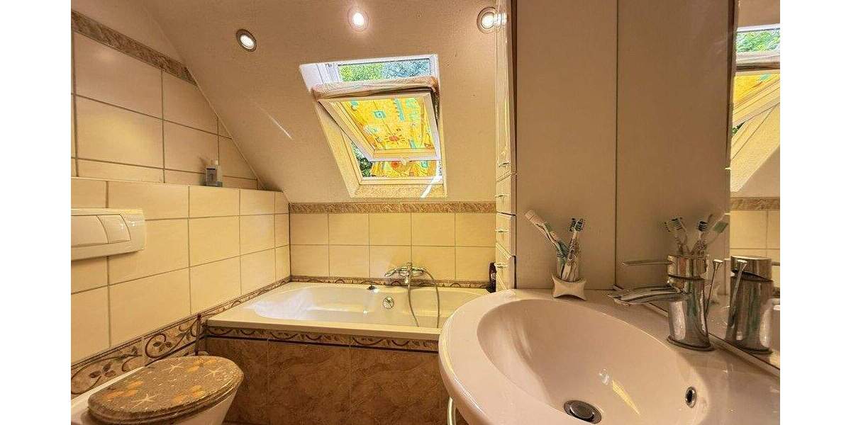 Einfamilienhaus Schwaigern / Massenbach Massenbach - 6 Zimmer, 138 m&sup2;, 319.000&euro; | Angebot:25697221
