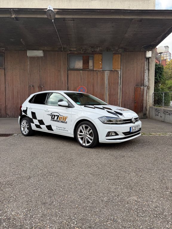 VW Polo 113.000 km 13.899 € Stuttgart 70188