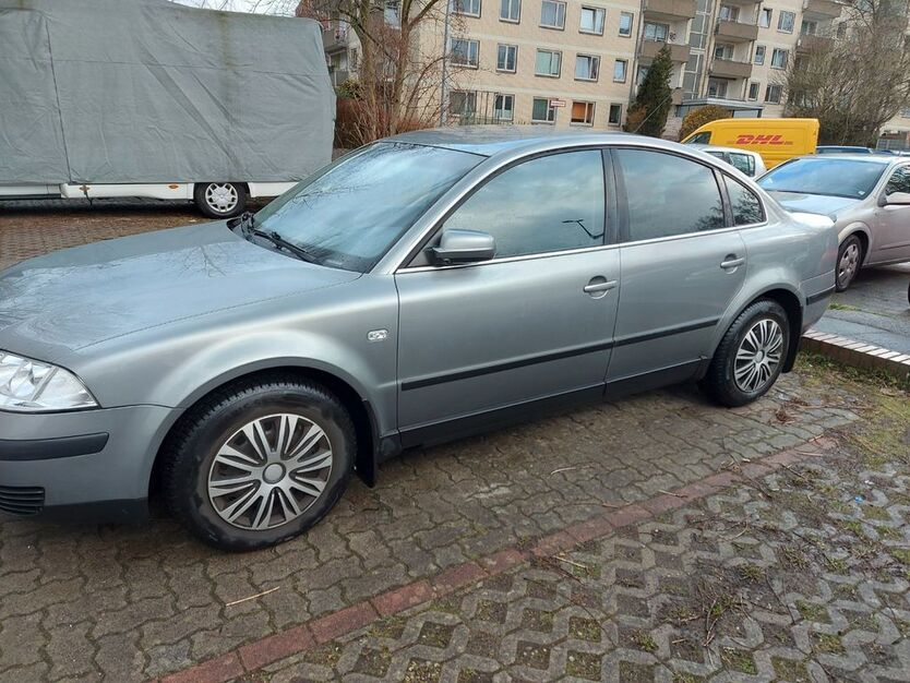 VW Passat 173.000 km 2.750 € Hamburg 22045