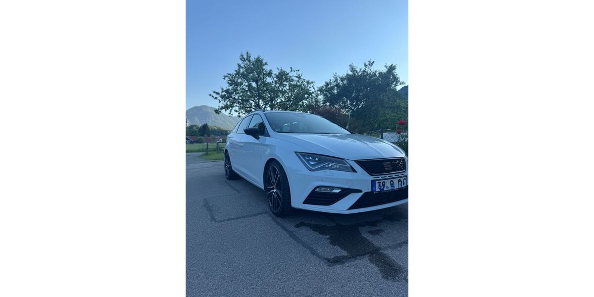 Seat Leon 58.000 km 26.200 &euro; Ruhpolding 83324