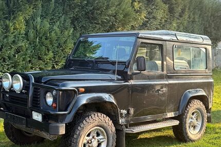 Land Rover Defender 370.000 km 12.890 &euro; Hösbach 63768