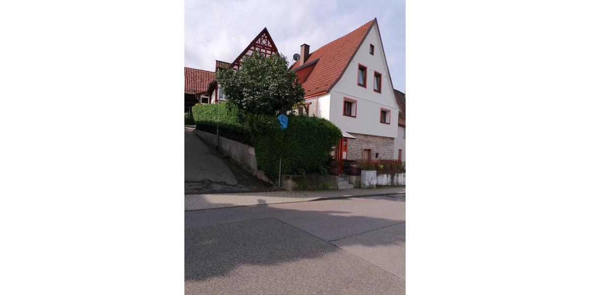 Einfamilienhaus Pforzheim Eutingen - 6 Zimmer, 157 m&sup2;, 350.000&euro; | Angebot:25442785