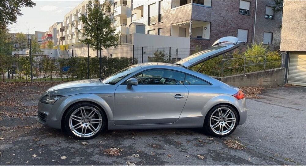 TT