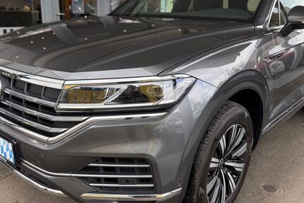VW Touareg 42.844 km 44.449 &euro; München 81549