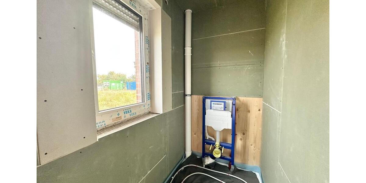 Rastede - Im Göhlen: Neubau-Reihenendhaus mit Einbauküche als Erstbezug 5 zimmer