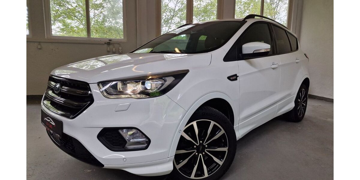 Ford Kuga 50.000 km 13.990 &euro; Horb am Neckar 72160