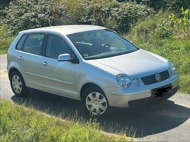 VW Polo 85.000 km 2.700 &euro; Bad Emstal 34308
