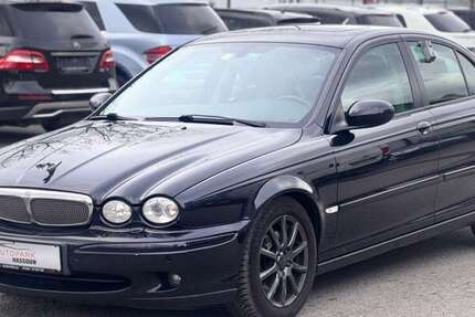 Jaguar X-Type 300.568 km 2.450 &euro; Sulz am Neckar 72172