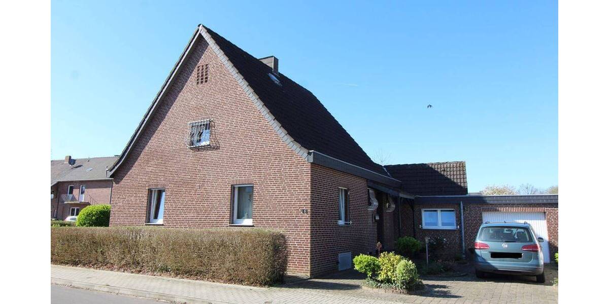 Mehrfamilienhaus, Wohnhaus Geilenkirchen Lindern - 6 Zimmer, 124 m&sup2;, 229.000&euro; | Angebot:25728232