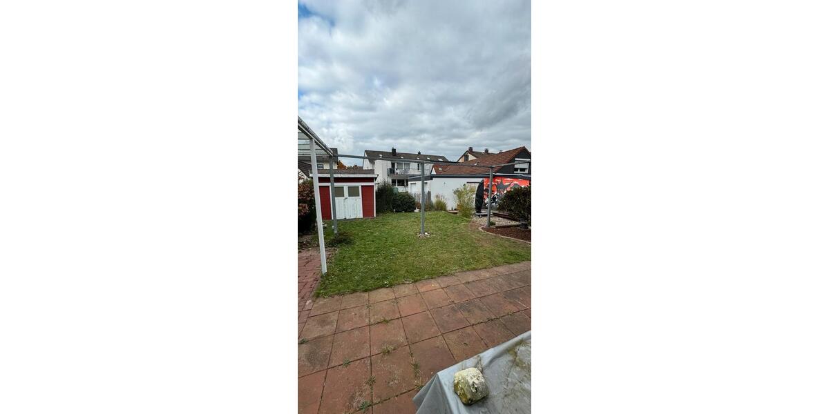 Reiheneckhaus, 134qm, 2x Garten, 3x Bäder renoviert, Einbauküche 5 zimmer