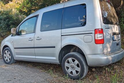 VW Caddy 255.000 km 3.650 &euro; Rosenheim 83024