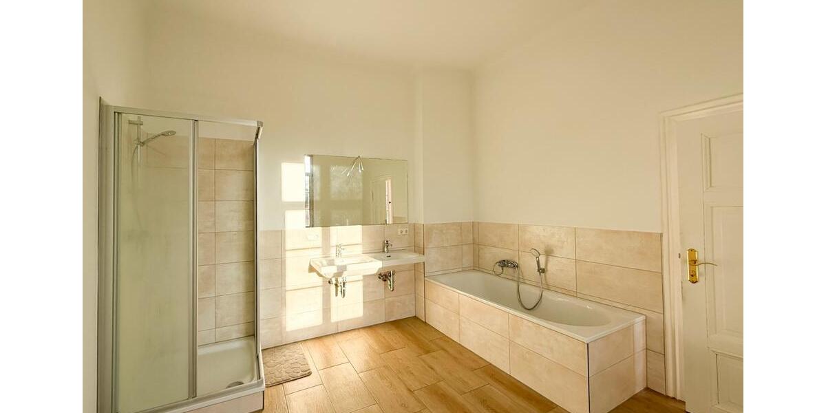 Erdgeschoßwohnung Erkner - 4 Zimmer, 154 m&sup2;, 1.700&euro; | Angebot:25148017