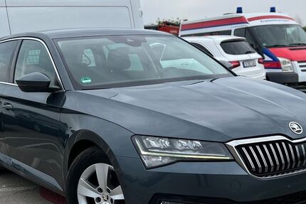 Skoda Superb 156.453 km 14.900 &euro; Mittenwalde 15749
