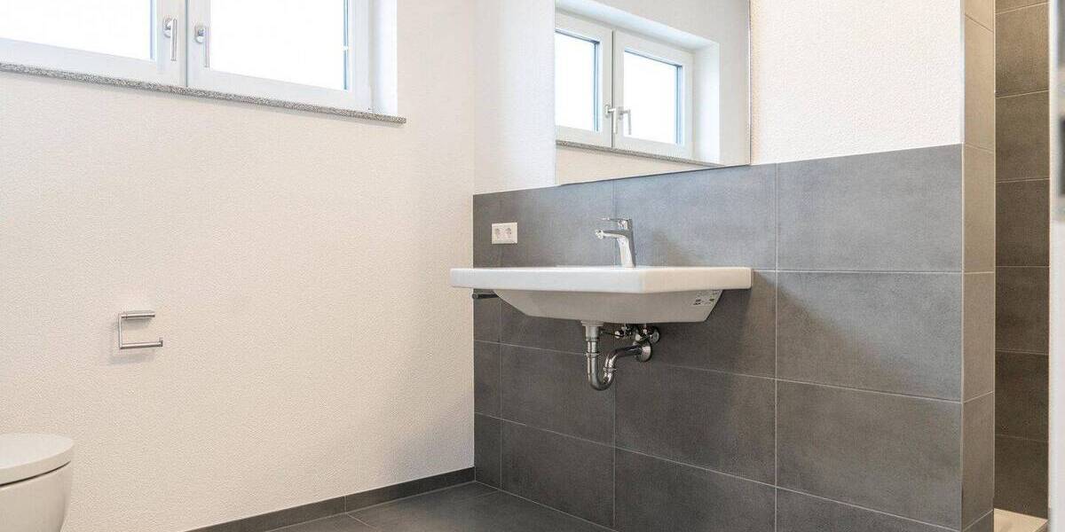 Etagenwohnung Dietenheim - 3 Zimmer, 100 m&sup2;, 1.290&euro; | Angebot:26862155