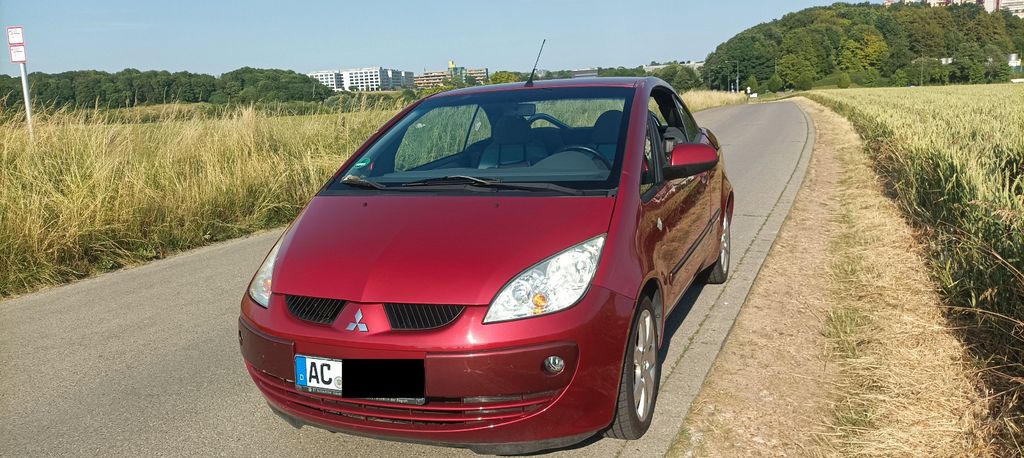 Mitsubishi Colt 90.000 km 2.400 &euro; Aachen 52074
