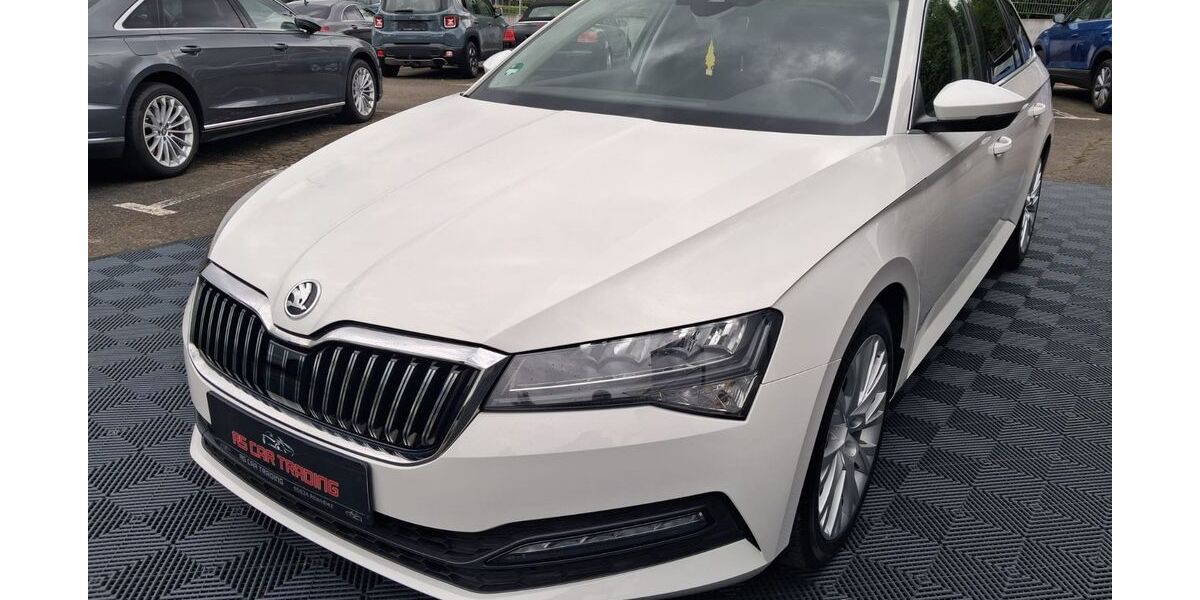 Skoda Superb 141.600 km 16.990 &euro; Altendiez 65624