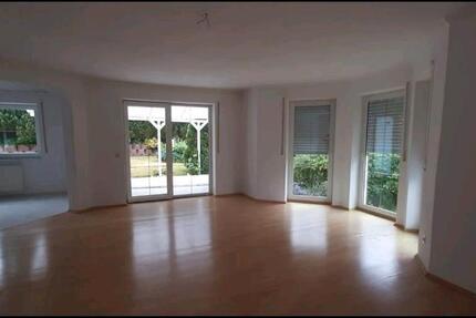 Wohnung Weihenzell - 4 Zimmer, 161 m&sup2;, 1.600&euro; | Angebot:25860460