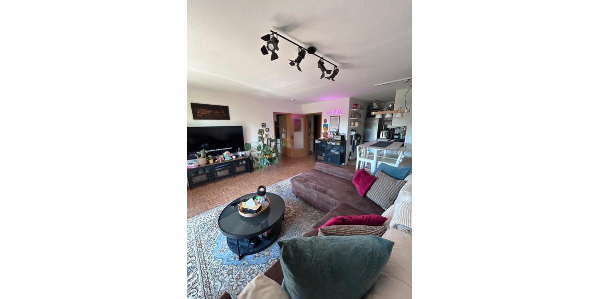 Etagenwohnung Vöhringen - 2 Zimmer, 52 m&sup2;, 1.077&euro; | Angebot:26285850