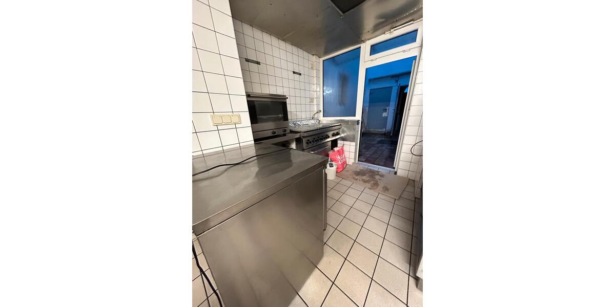 Bistro und 3-Zimmerwohnung im Herzen von Bad Hoenningen 3 zimmer