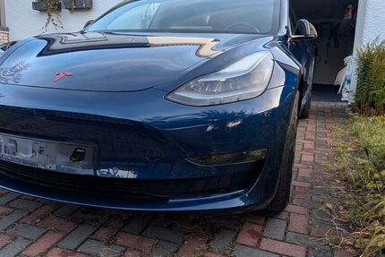 Tesla Model 3 28.653 km 25.500 &euro; Berlin 12277