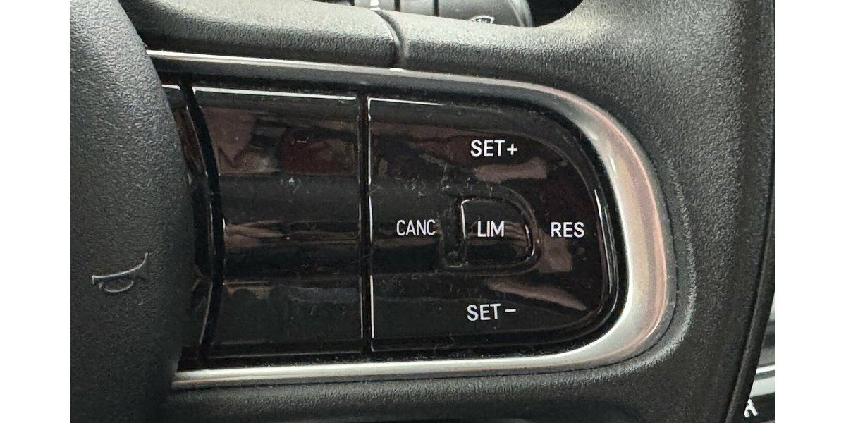 Fiat 500e Action Carplay Android Automatik 1.Hand 11.400 km 13.120 &euro; Lich 35423