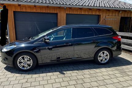 Ford Focus 120.000 km 9.000 &euro; Riedering 83083