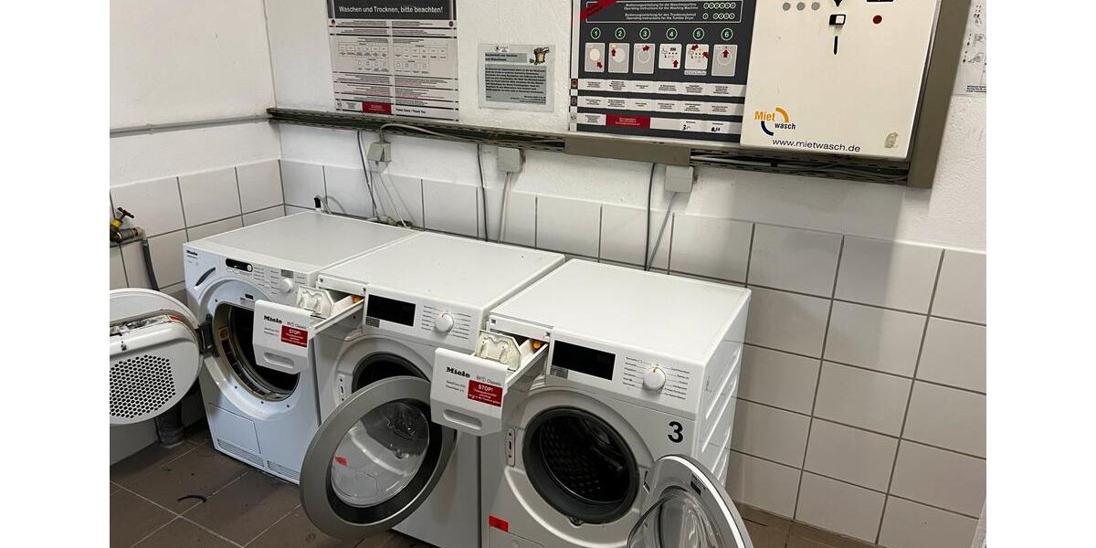 Dachgeschoßwohnung Auerbach in der Oberpfalz - 1 Zimmer, 23 m&sup2;, 270&euro; | Angebot:26164371