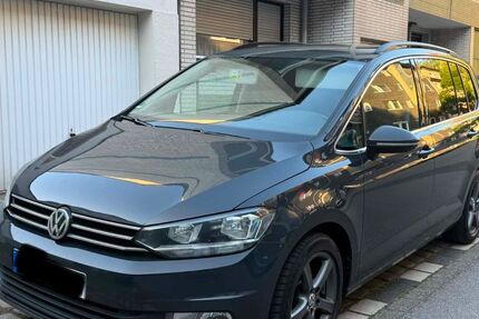 VW Touran 139.000 km 13.500 &euro; Krefeld 47809