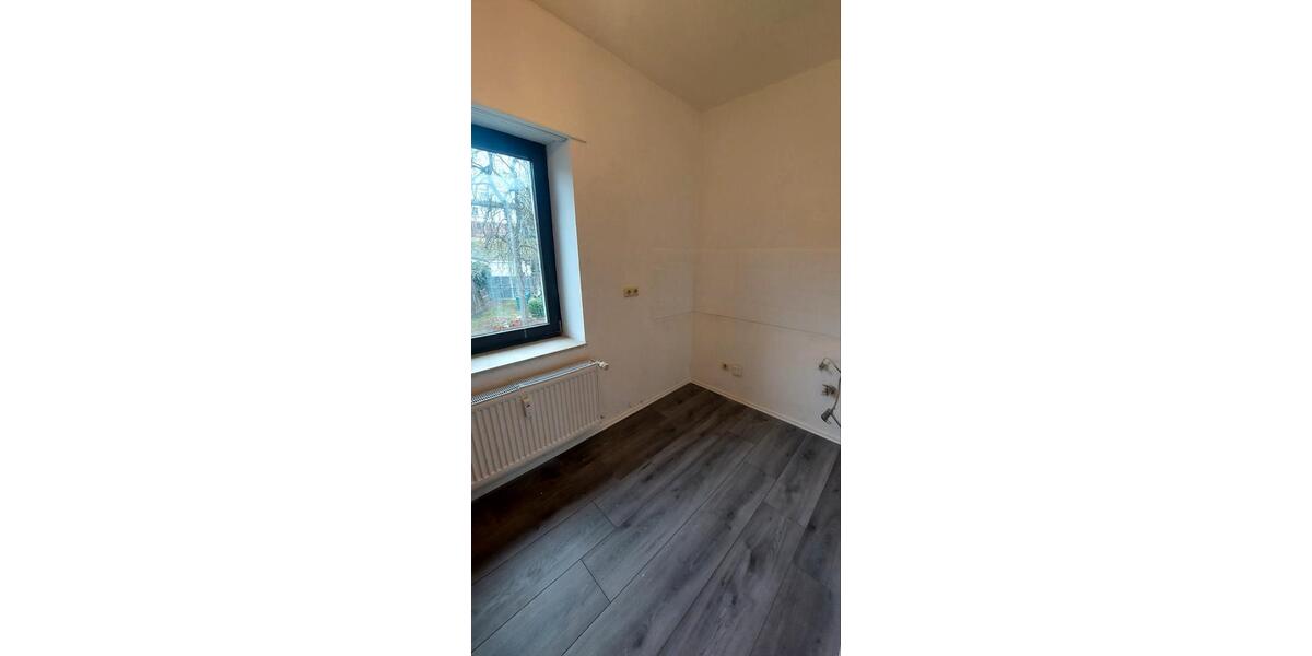 Etagenwohnung Saarbrücken Dudweiler - 1 Zimmer, 30 m&sup2;, 61.000&euro; | Angebot:26406354