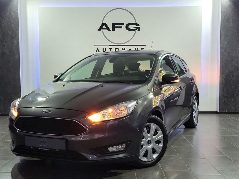 Ford Focus 98.487 km 8.495 € Wuppertal 42285
