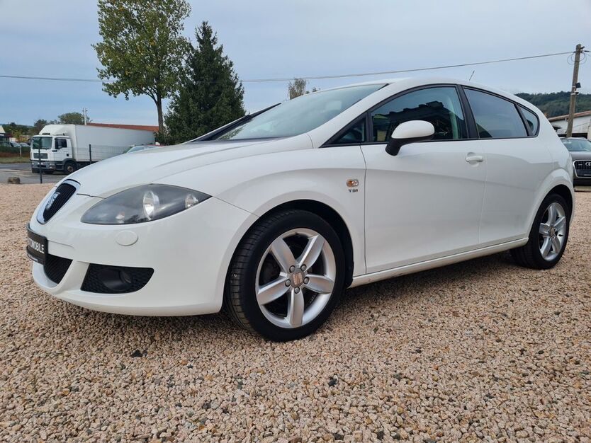 Seat Leon 111.333 km 7.000 € Sonneberg 96515