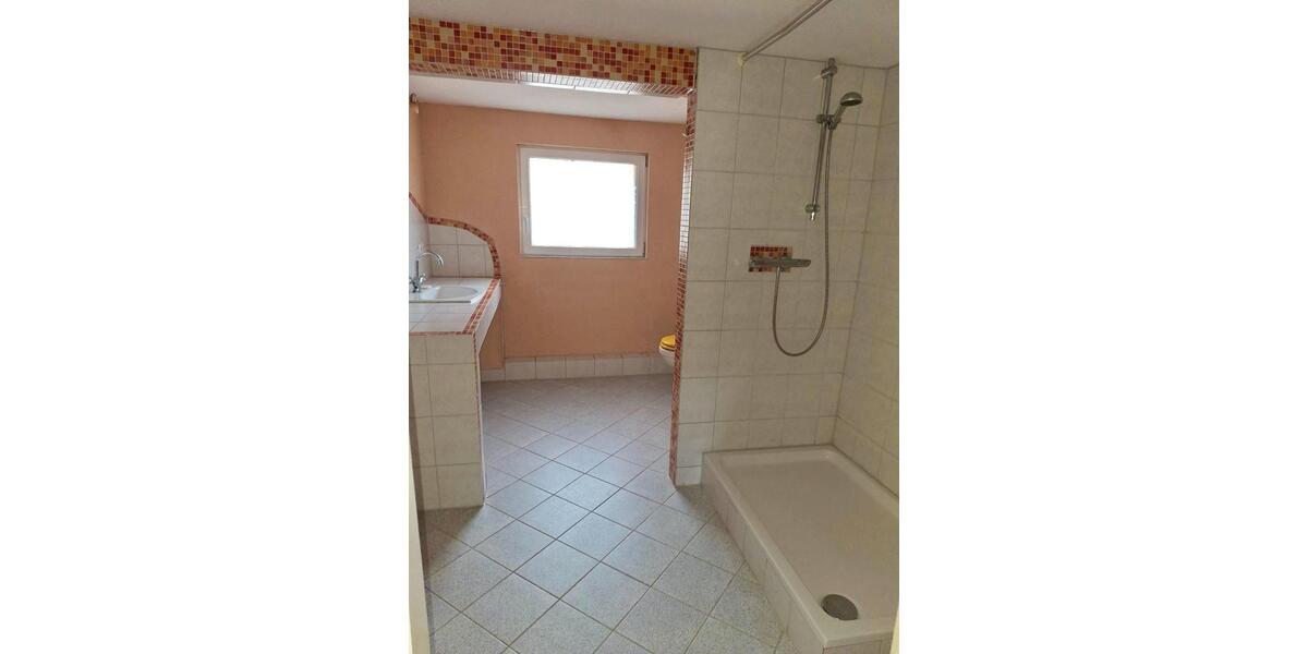 Bauernhaus, Landhaus Annweiler am Trifels - 6 Zimmer, 140 m&sup2;, 179.000&euro; | Angebot:27129161