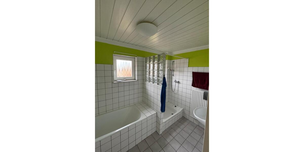 Einfamilienhaus Halstenbek - 3.5 Zimmer, 100 m&sup2;, 980&euro; | Angebot:26664139