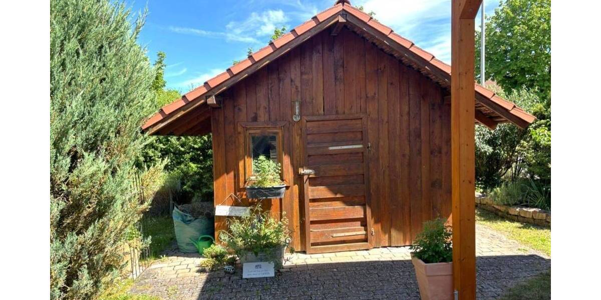 Mehrfamilienhaus, Wohnhaus Adelsdorf - 7 Zimmer, 176 m&sup2;, 611.000&euro; | Angebot:26807099