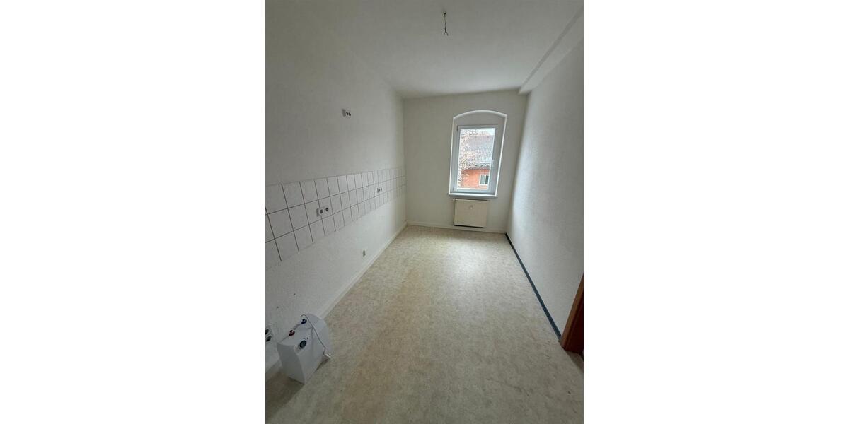Etagenwohnung Roßwein - 2 Zimmer, 45 m&sup2;, 250&euro; | Angebot:25376894