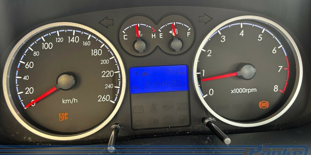 Hyundai Coupe 2.0 GLS*1-Hand*Pano*Leder*Tempo*USB 214.430 km 4.480 &euro; Berlin 13187