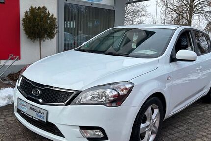 Kia ceed / Ceed 244.900 km 3.490 &euro; Fürstenfeldbruck (Kreisstadt MÜNCHEN) 82256