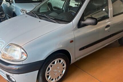 Renault Clio 94.140 km 3.390 &euro; Bad Dürkheim 67098