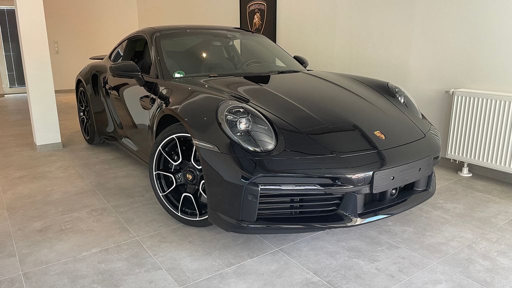 Porsche 992 6.500 km 229.900 &euro; Hille 32479