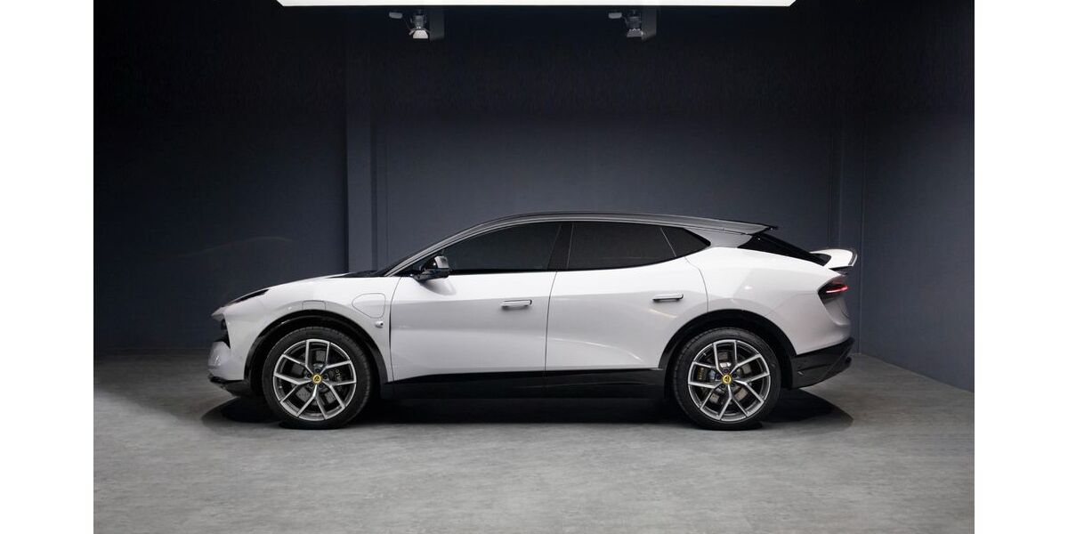 Lotus Eletre 15.600 km 75.000 € Stockdorf 82131