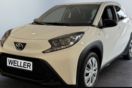 Toyota Aygo (X) 34.205 km 16.670 &euro; Bielefeld 33609